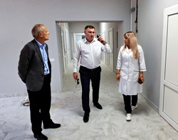 Глава города проинспектировал ход ремонтных работ в ЦРБ Глава города проинспектировал ход ремонтных работ в ЦРБ