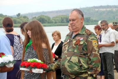 17 (1) (1) (1) (1) (1) (1)