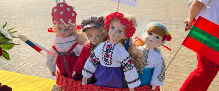 В Рыбнице отметили День России