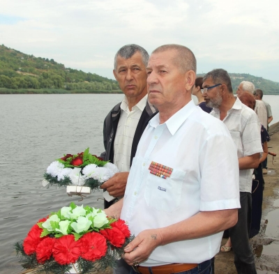 18 (1) (1) (1) (1) (1) (1) (1) (1)