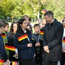 В Северной столице состоялось торжественное открытие спортивной площадки с уличными тренажерами (6) В Северной столице состоялось торжественное открытие спортивной площадки с уличными тренажерами (6)