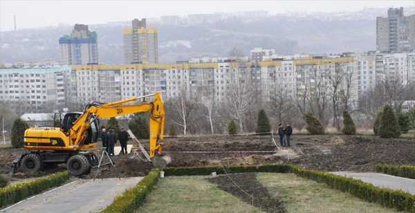 памятник 13 марта 1