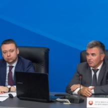 Президент и Председатель Президент и Председатель