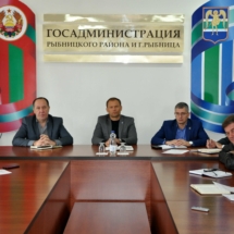 Вячеслав Фролов провёл аппаратное совещание Вячеслав Фролов провёл аппаратное совещание