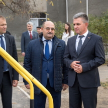Президент Приднестровья проинспектировал ход работ на объектах, включенных в программу капитальных вложений (2) Президент Приднестровья проинспектировал ход работ на объектах, включенных в программу капитальных вложений (2)