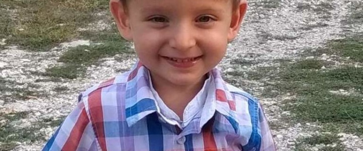 4-летний Давид срочно нуждается в операции