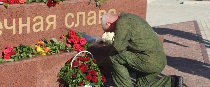 Ко Дню ветеранов боевых действий в Рыбнице прошел торжественный митинг Ко Дню ветеранов боевых действий в Рыбнице прошел торжественный митинг