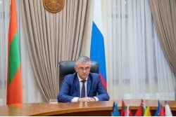 Президент провел еженедельное рабочее совещание с руководителями органов государственной власти и управления