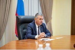 Президент провел селекторное совещание с руководителями органов госвласти и управления Президент провел селекторное совещание с руководителями органов госвласти и управления