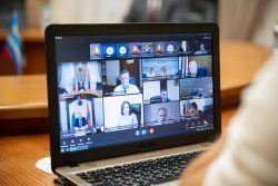 Президент провел рабочее совещание с главами госадминистраций Президент провел рабочее совещание с главами госадминистраций