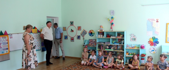 Глава района проверил готовность организаций образования к учебному году Глава района проверил готовность организаций образования к учебному году