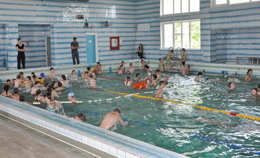 Воспитанники Попенкской школы-интерната посетили бассейн