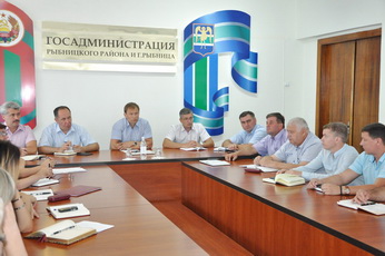Вячеслав Фролов провел аппаратное совещание