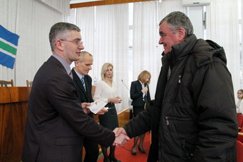 Рыбницким защитникам Приднестровья вручили юбилейные медали