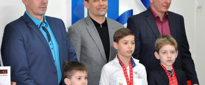 Вячеслав Фролов поздравил победителей международных спортивных турниров