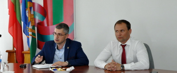 Актуальные для города проблемы Вячеслав Фролов обсудил с общественниками
