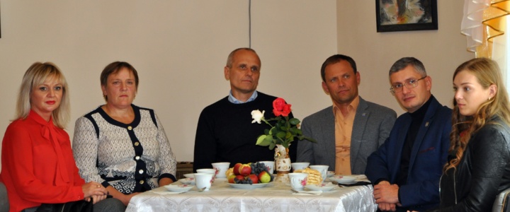 Вячеслав Фролов навестил подопечных Дома для одиноких престарелых и инвалидов