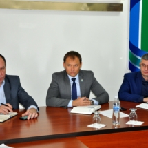Вячеслав Фролов провёл совещание с руководителями государственных и муниципальных служб (1)