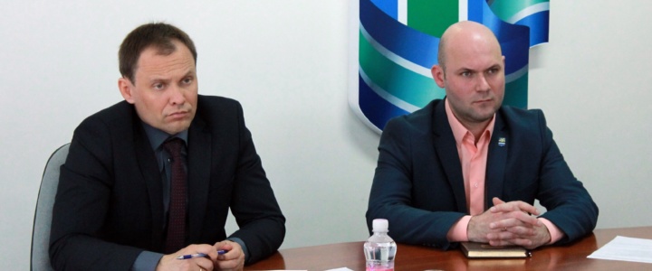 Вячеслав Фролов провёл аппаратное совещание с руководителями городских предприятий и учреждений
