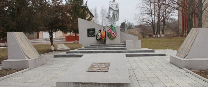 В музее села Попенки рассказали историю памятника героям Великой Отечественной войны