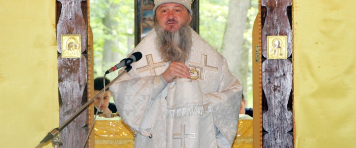 Архиепископ Тираспольский и Дубоссарский Савва возглавил праздничное богослужение в Иоанно-Предтеченском мужском монастыре