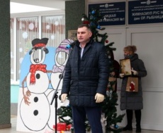 Глава госадминистрации поздравил школьников – победителей олимпиад и конкурсов Глава госадминистрации поздравил школьников – победителей олимпиад и конкурсов