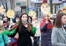 В Рыбнице масленичная неделя завершилась народными гуляньями В Рыбнице масленичная неделя завершилась народными гуляньями