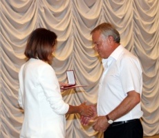 Работники системы здравоохранения отмечены государственными наградами
