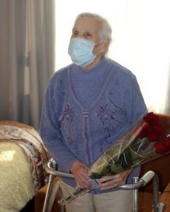 Ветерану Зинаиде Кройтор исполнилось 99 лет