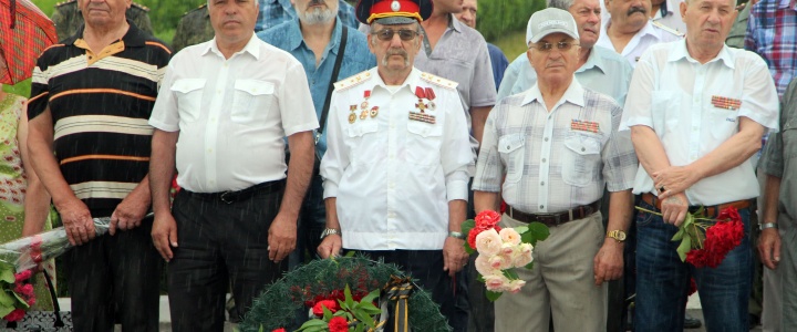 Рыбничане почтили память приднестровцев, погибших в 1992 году в Бендерах