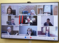 Вадим Красносельский провел селекторное совещание с главами госадминистраций