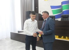 Ко дню школьника в Рыбнице чествовали призеров и победителей олимпиад и конкурсов