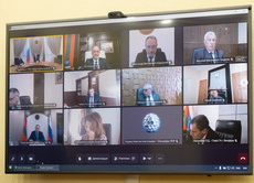 Президент провел совещание с руководителями органов госвласти и управления Президент провел совещание с руководителями органов госвласти и управления