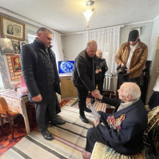 Сегодня ветерану ВОВ Ивану Петровичу Драненко исполнилось 99 лет